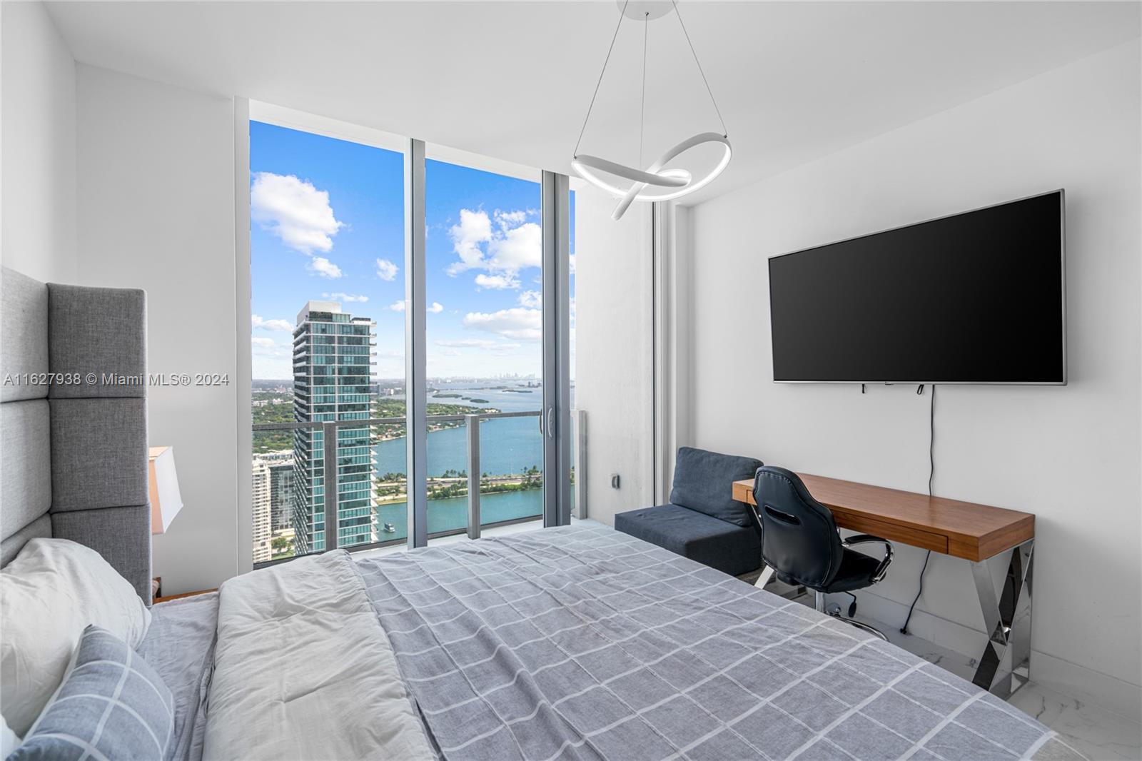 BISCAYNE BEACH CONDO - Residential