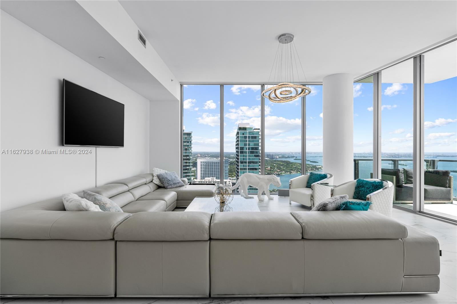 BISCAYNE BEACH CONDO - Residential