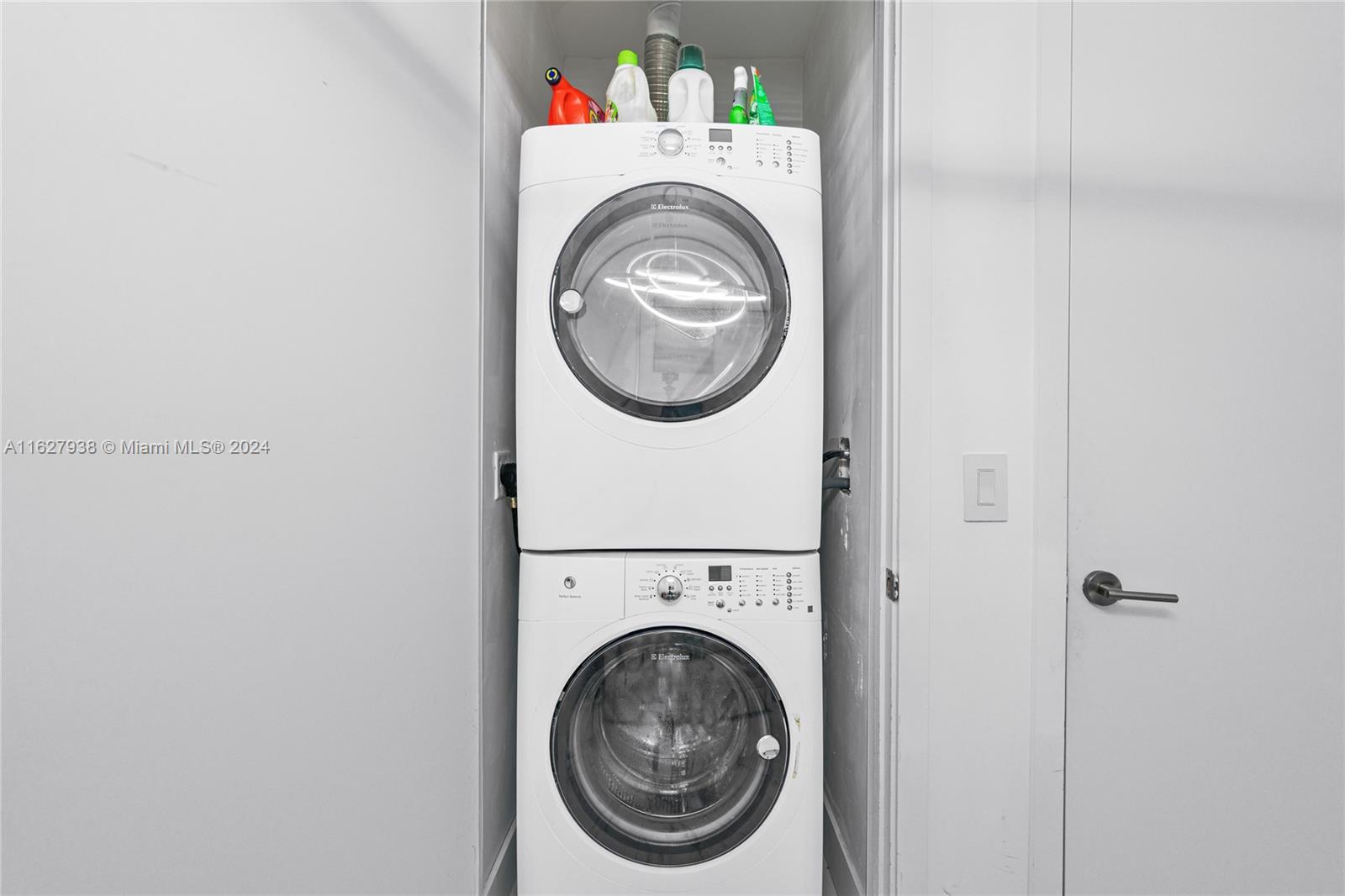 BISCAYNE BEACH CONDO - Residential