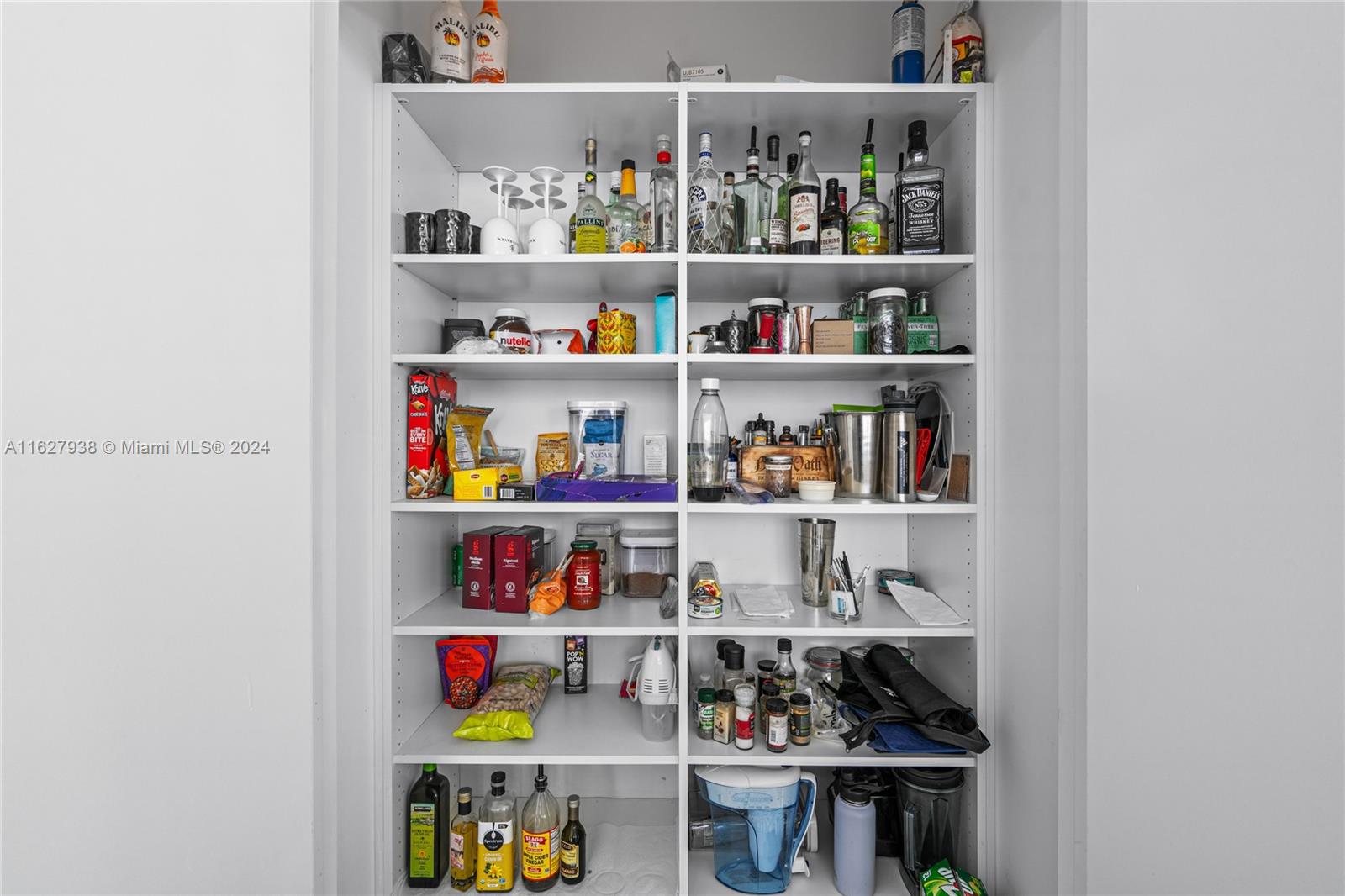 BISCAYNE BEACH CONDO - Residential