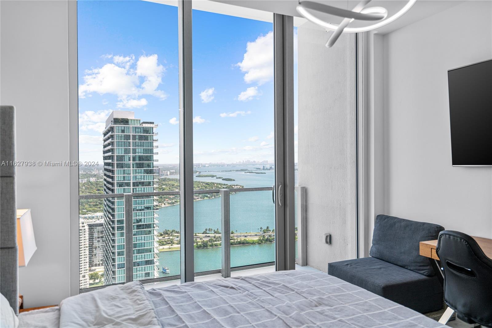 BISCAYNE BEACH CONDO - Residential