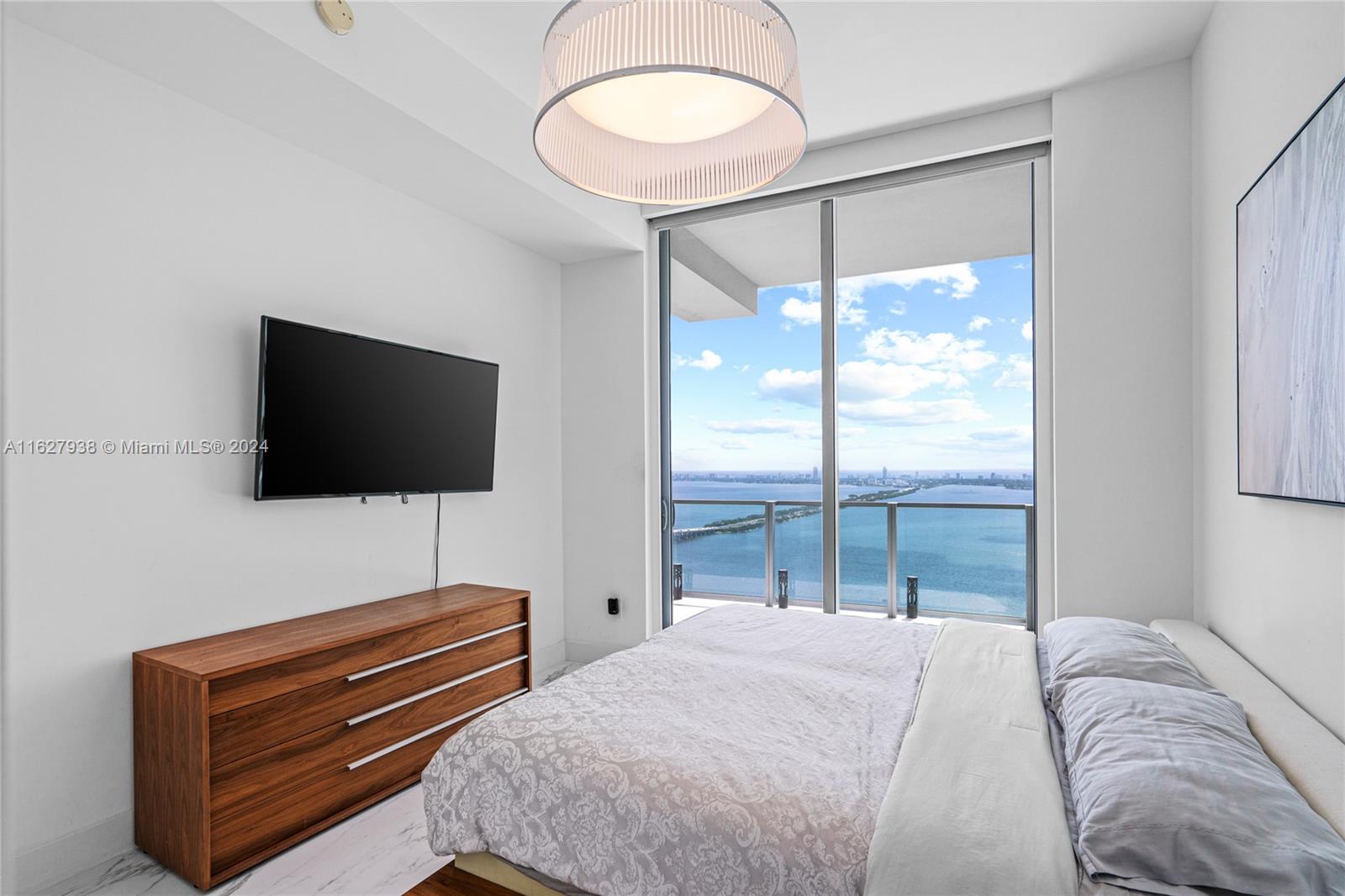 BISCAYNE BEACH CONDO - Residential