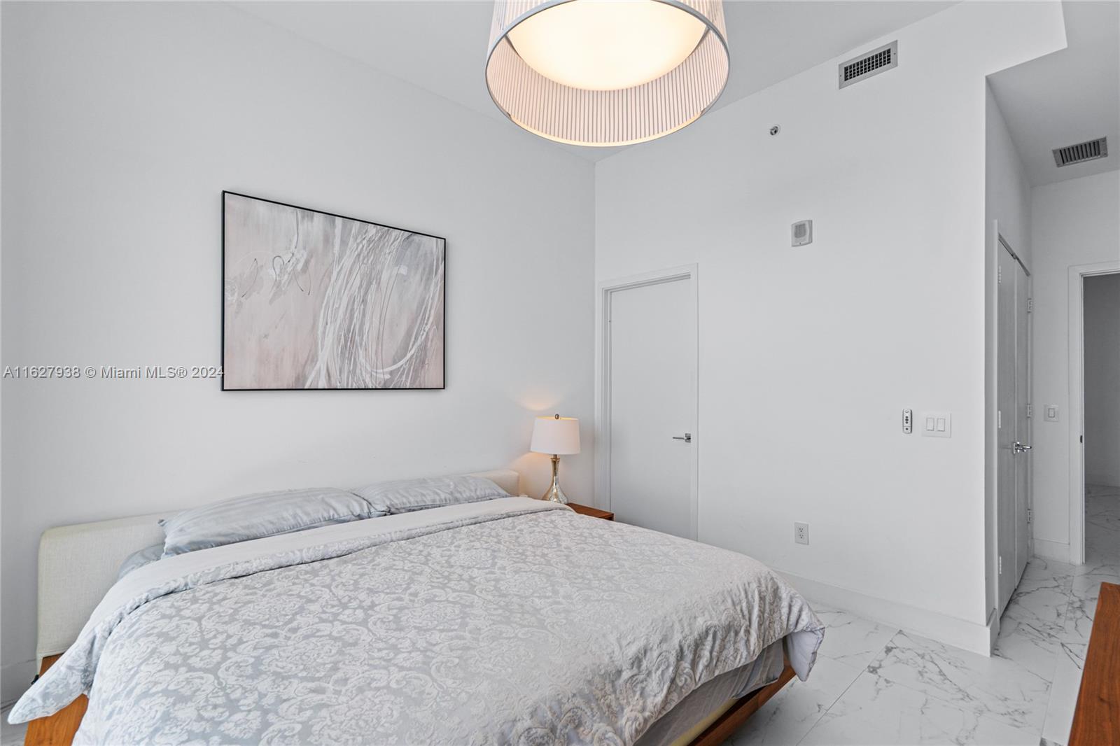 BISCAYNE BEACH CONDO - Residential