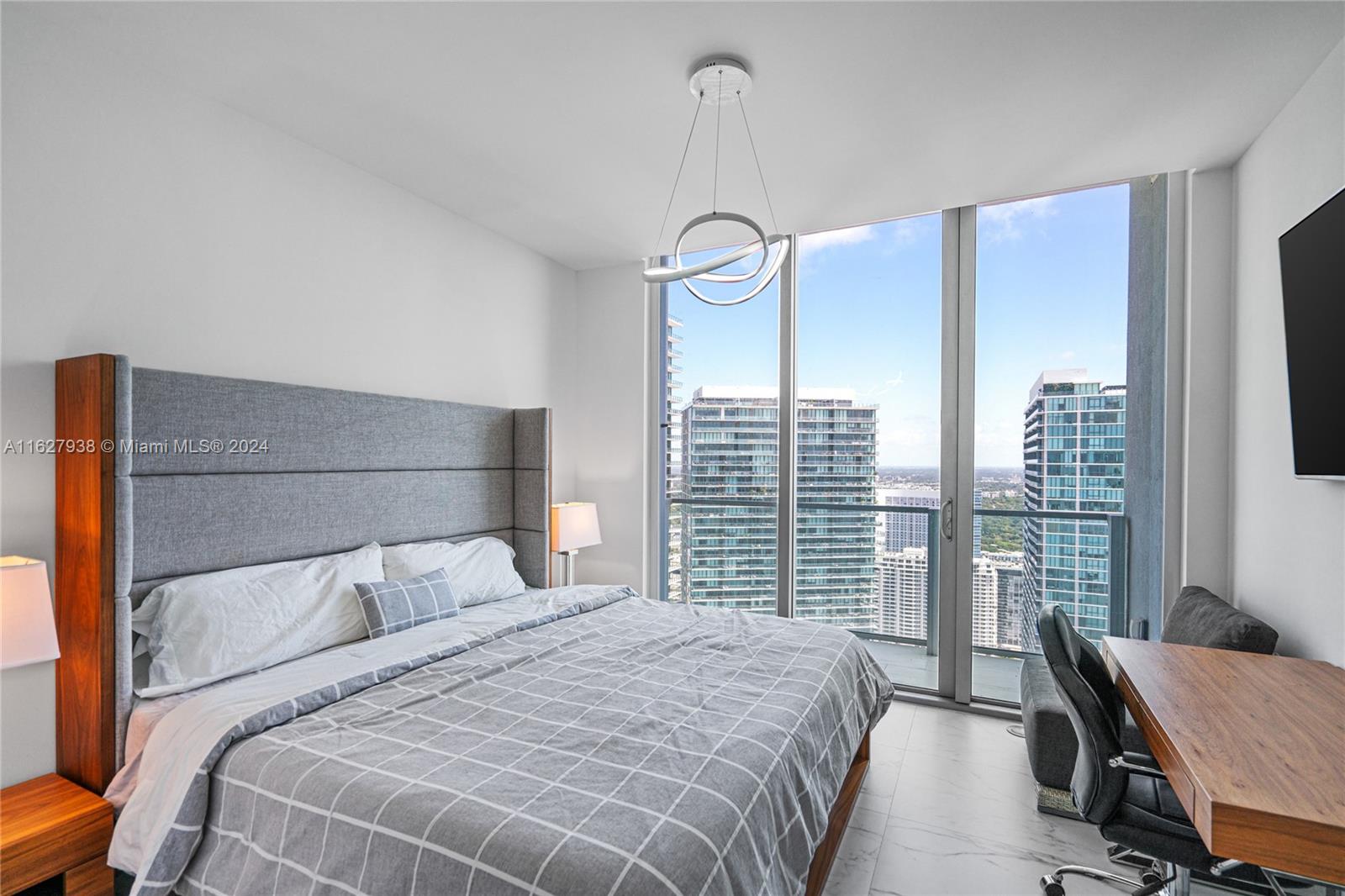 BISCAYNE BEACH CONDO - Residential