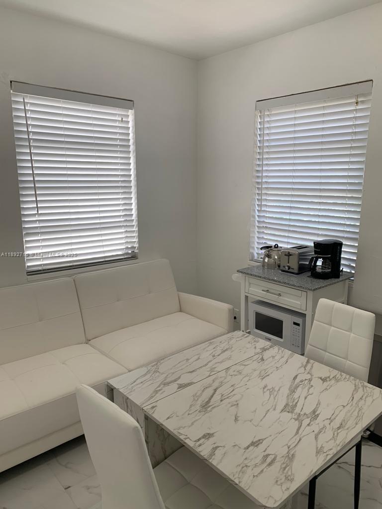 OCEAN BEACH ADDN NO 3 - Residential Lease