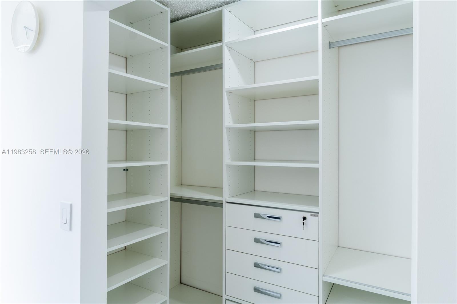 COSTAIN VILLAS HARBOR VIL - Residential