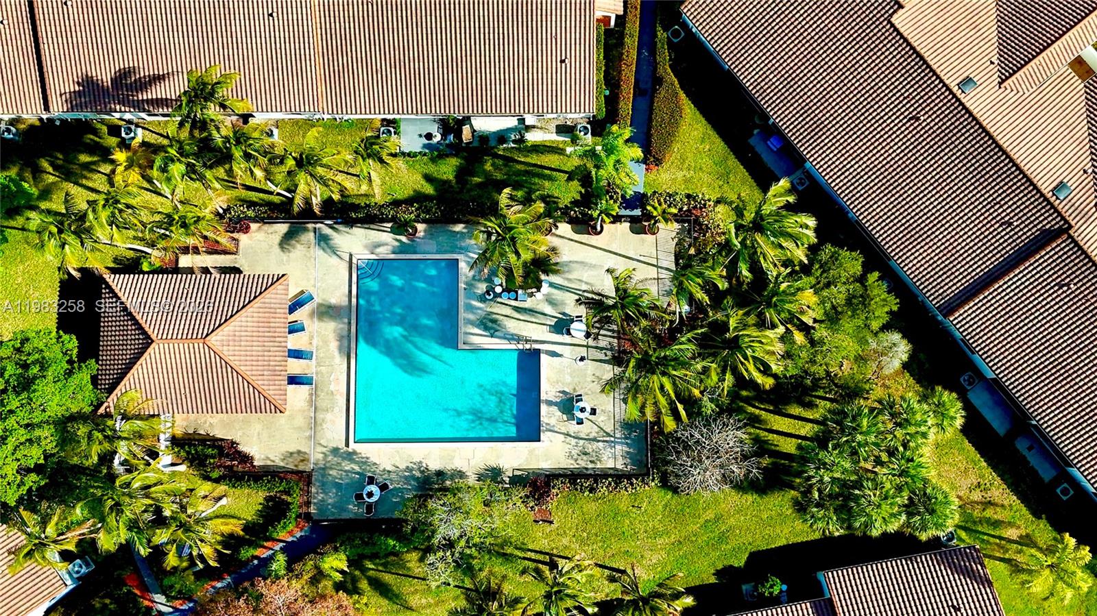 COSTAIN VILLAS HARBOR VIL - Residential