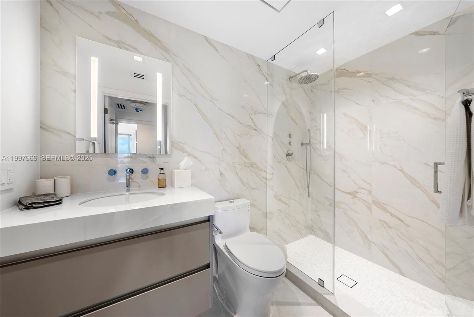 NORTH CARILLON BEACH COND - Residential Lease