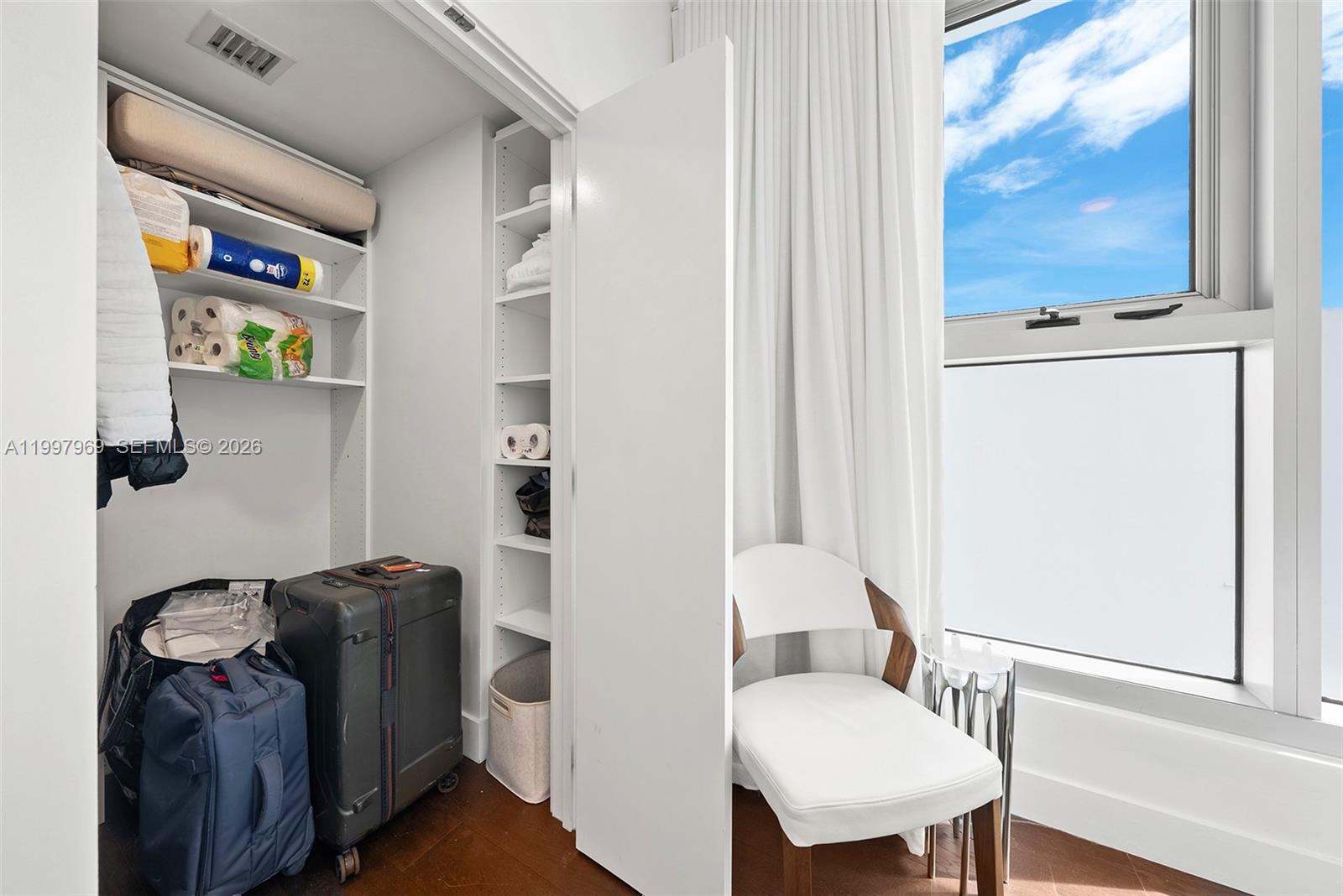 NORTH CARILLON BEACH COND - Residential Lease