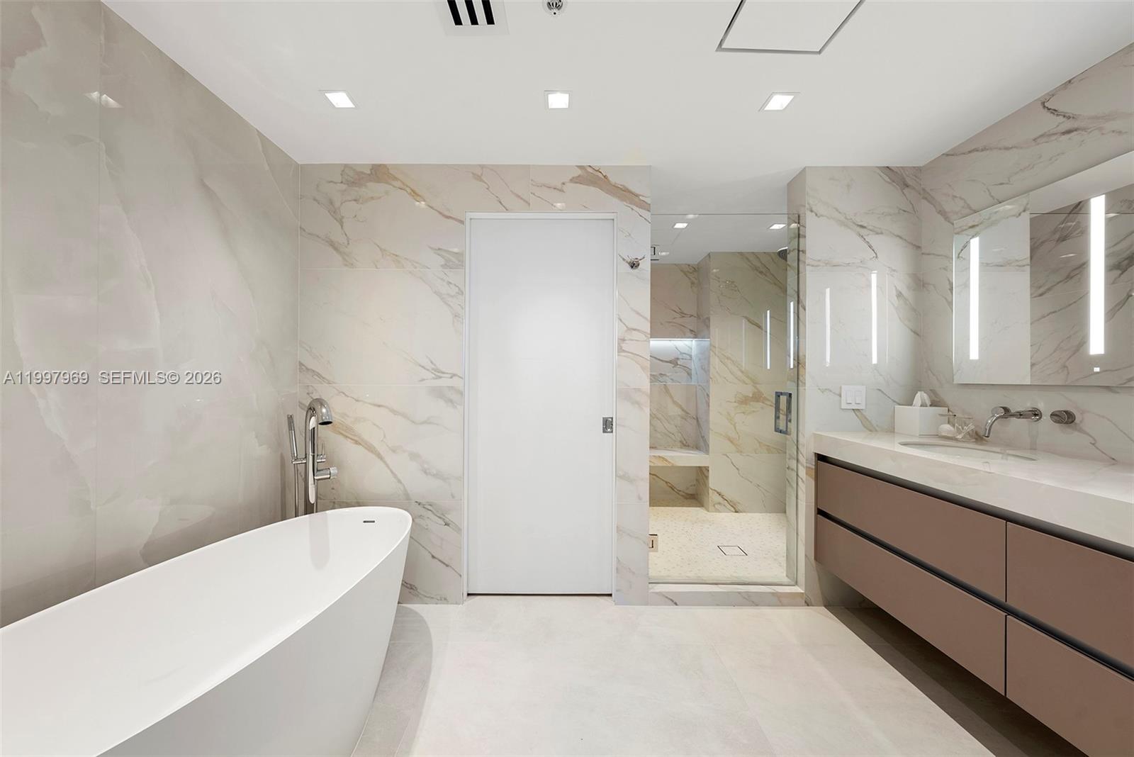 NORTH CARILLON BEACH COND - Residential Lease