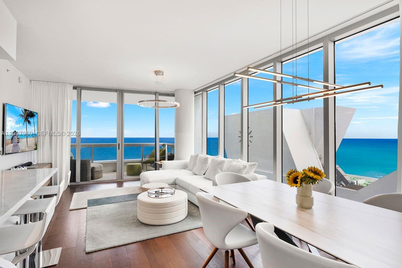 NORTH CARILLON BEACH COND - Residential Lease