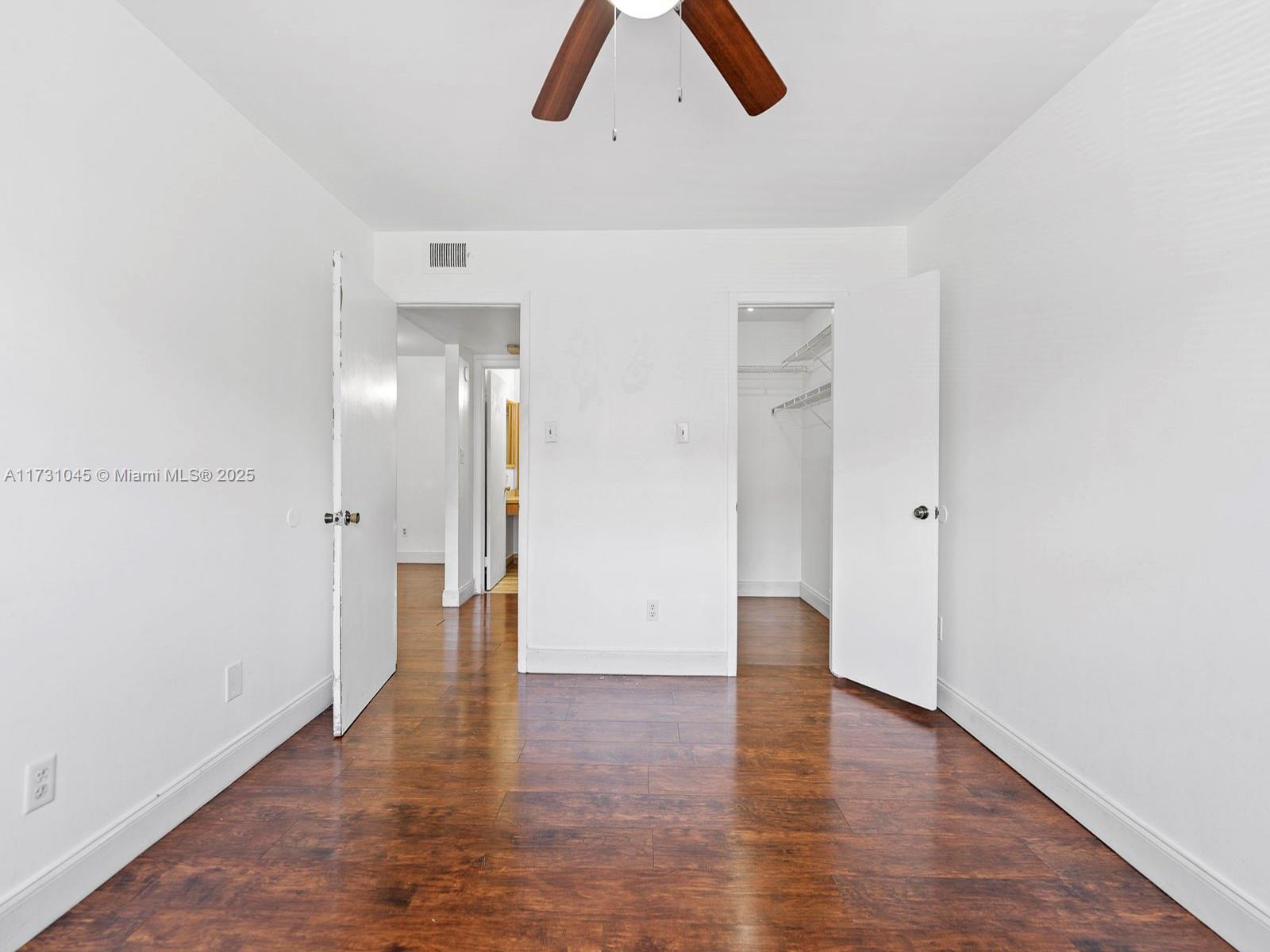 HAMMOCKS TRAILS CONDO - Residential
