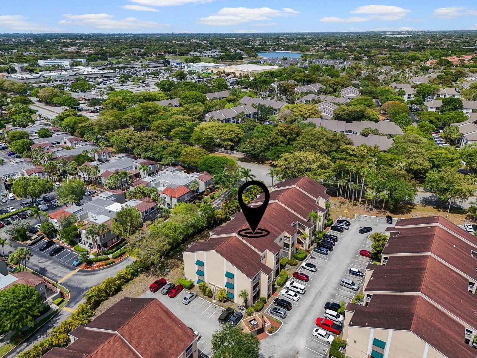 HAMMOCKS TRAILS CONDO - Residential