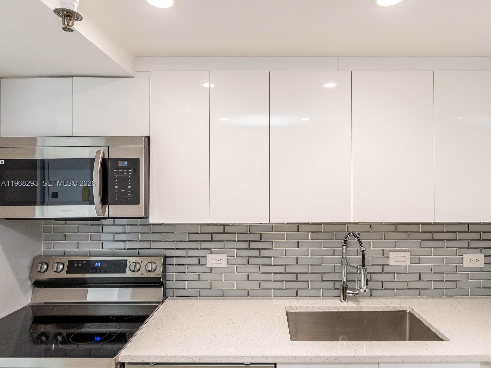 WATERVIEW CONDO - Residential