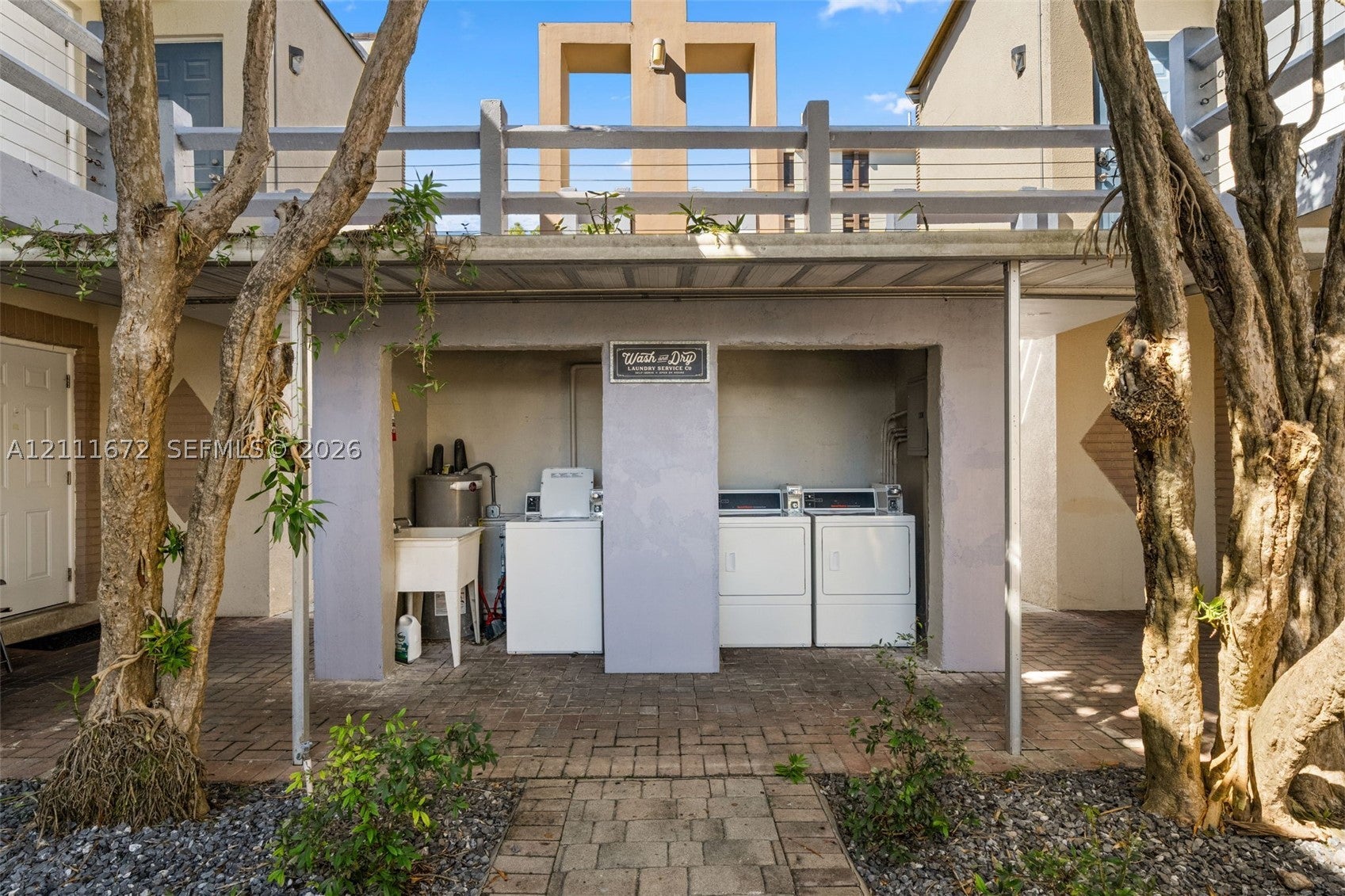 2380 Diana Dr 8