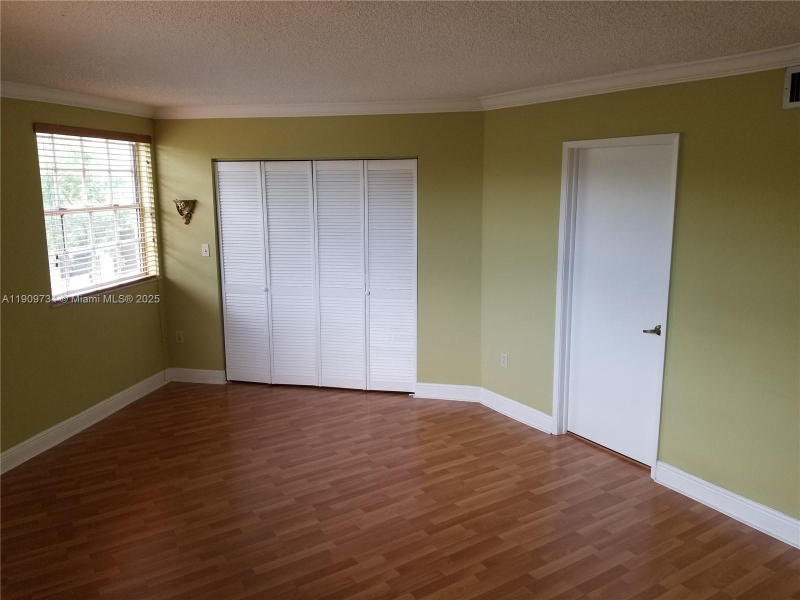 SOLEIL AT FONTAINEBLEAU C - Residential Lease