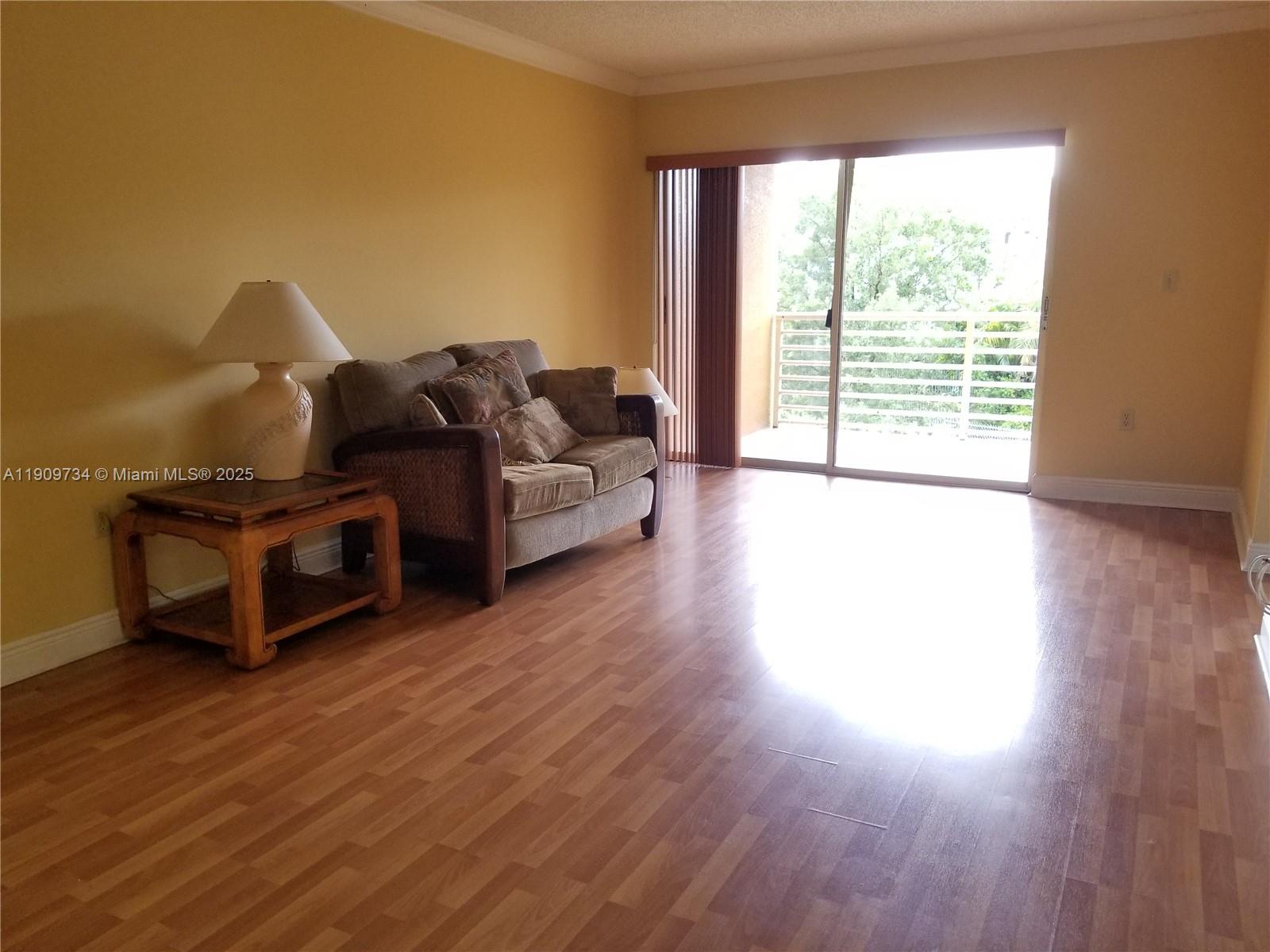 SOLEIL AT FONTAINEBLEAU C - Residential Lease