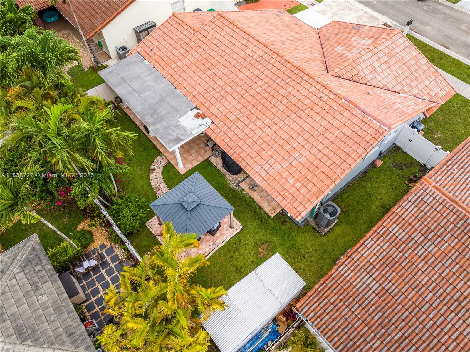 VISTA SUB 1ST ADDN - Residential