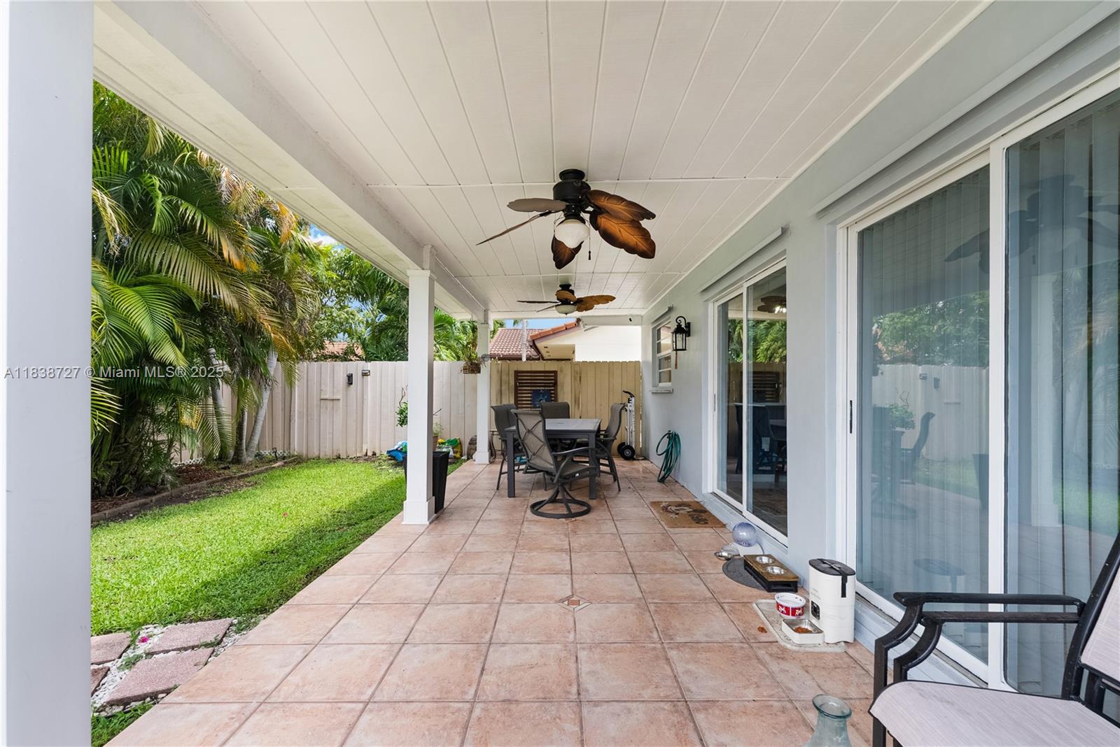 VISTA SUB 1ST ADDN - Residential