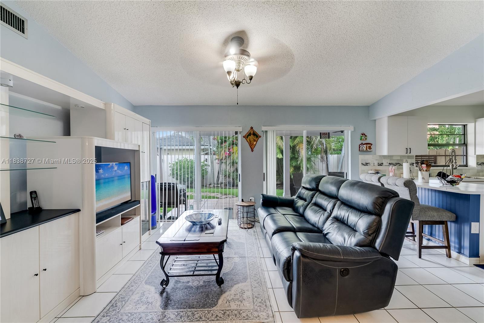 VISTA SUB 1ST ADDN - Residential