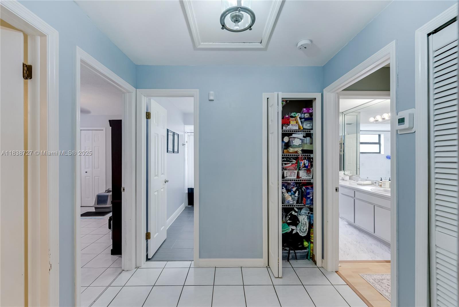 VISTA SUB 1ST ADDN - Residential