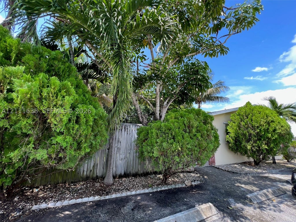 Photo of 4841 SW 45th Ave #2, Hollywood, FL 33314 (MLS # A12111638)