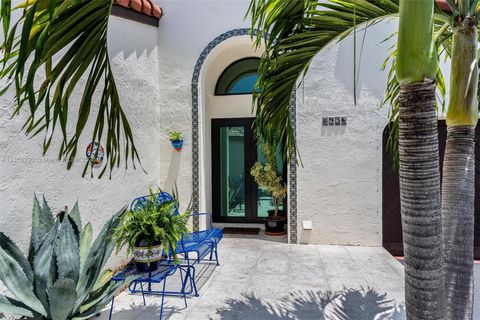 8936 SW 6th Ln Miami FL 33174