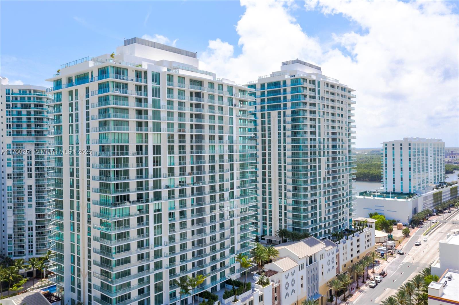 Stunning panoramic views - City skyline & Ocean. Tastefully upgraded 3 bed/3.5 bath wrap around terrace.
Furnished unit close to the beach, with 5-star amenities. Open floor plan, floor to ceiling Impact glass windows & doors. Gourmet kitchen, quartz Countertops, induction stove, Italian cabinetry, Bosh & Subzero appliances, Italian closets and doors, electric blinds, automated system. Beautiful porcelain floors. Luxurious amenities: 24/7 front desk & valet,4 pools, Gym, Spa, Kids Club, & Playground, Cinema, Games Room, Bistro, Party Room. Near to the restaurants, Aventura Mall & Ball Harbor Mall.