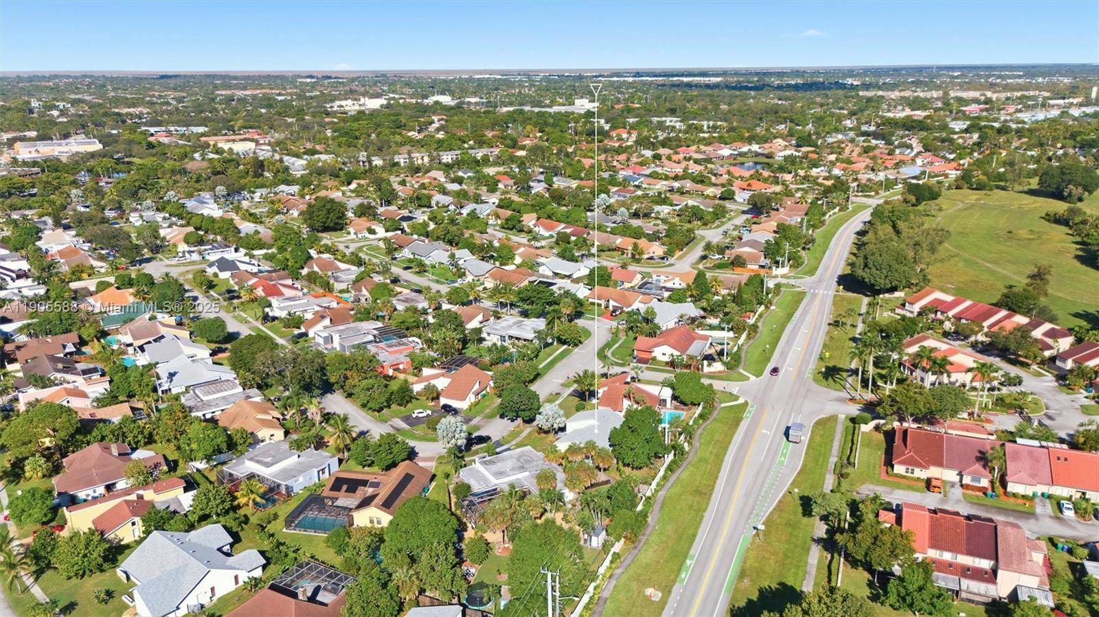 BOULEVARD WEST - Residential