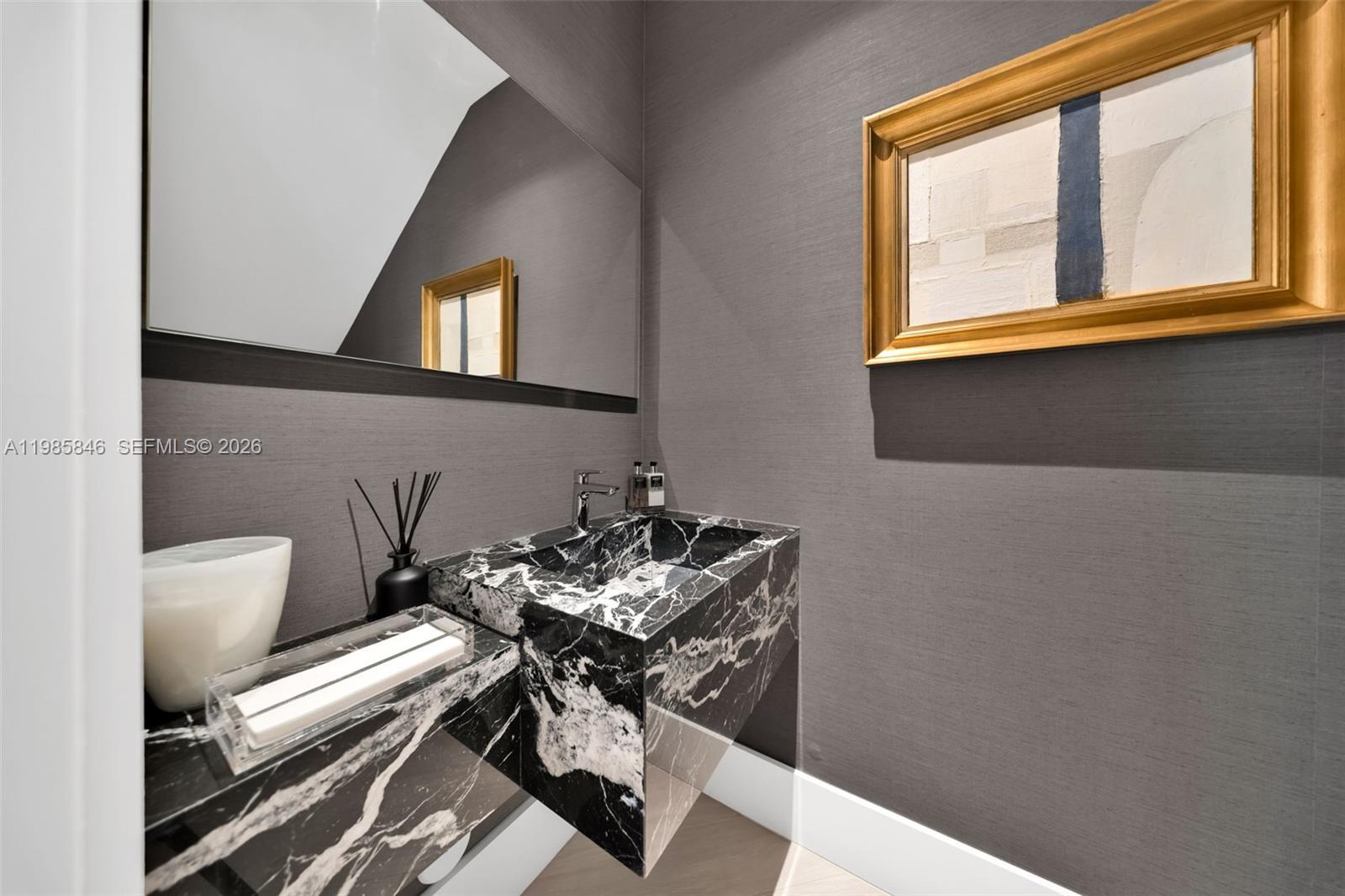 CORAL GABLES COUNTRY CLUB - Residential Lease