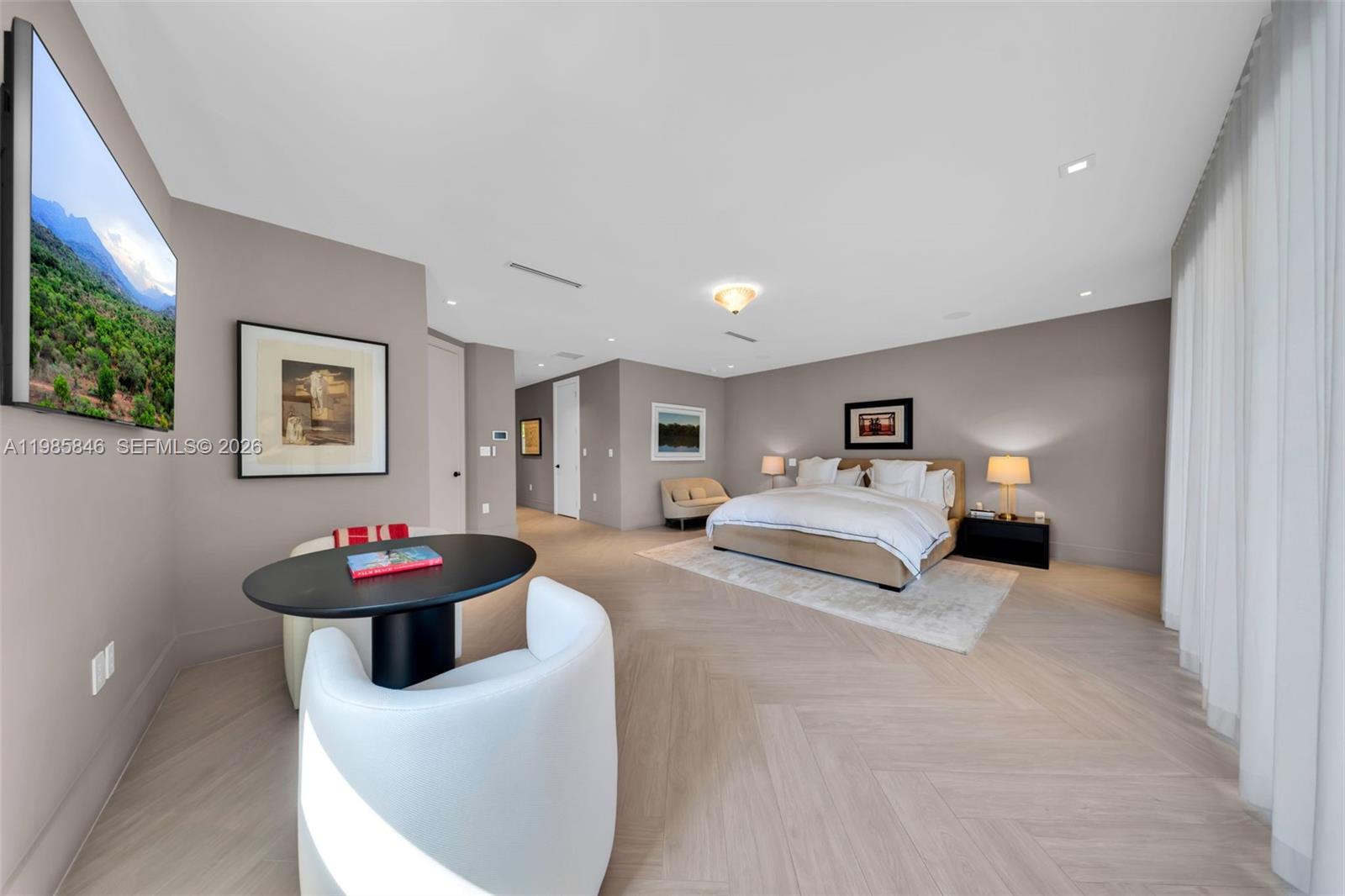 CORAL GABLES COUNTRY CLUB - Residential Lease