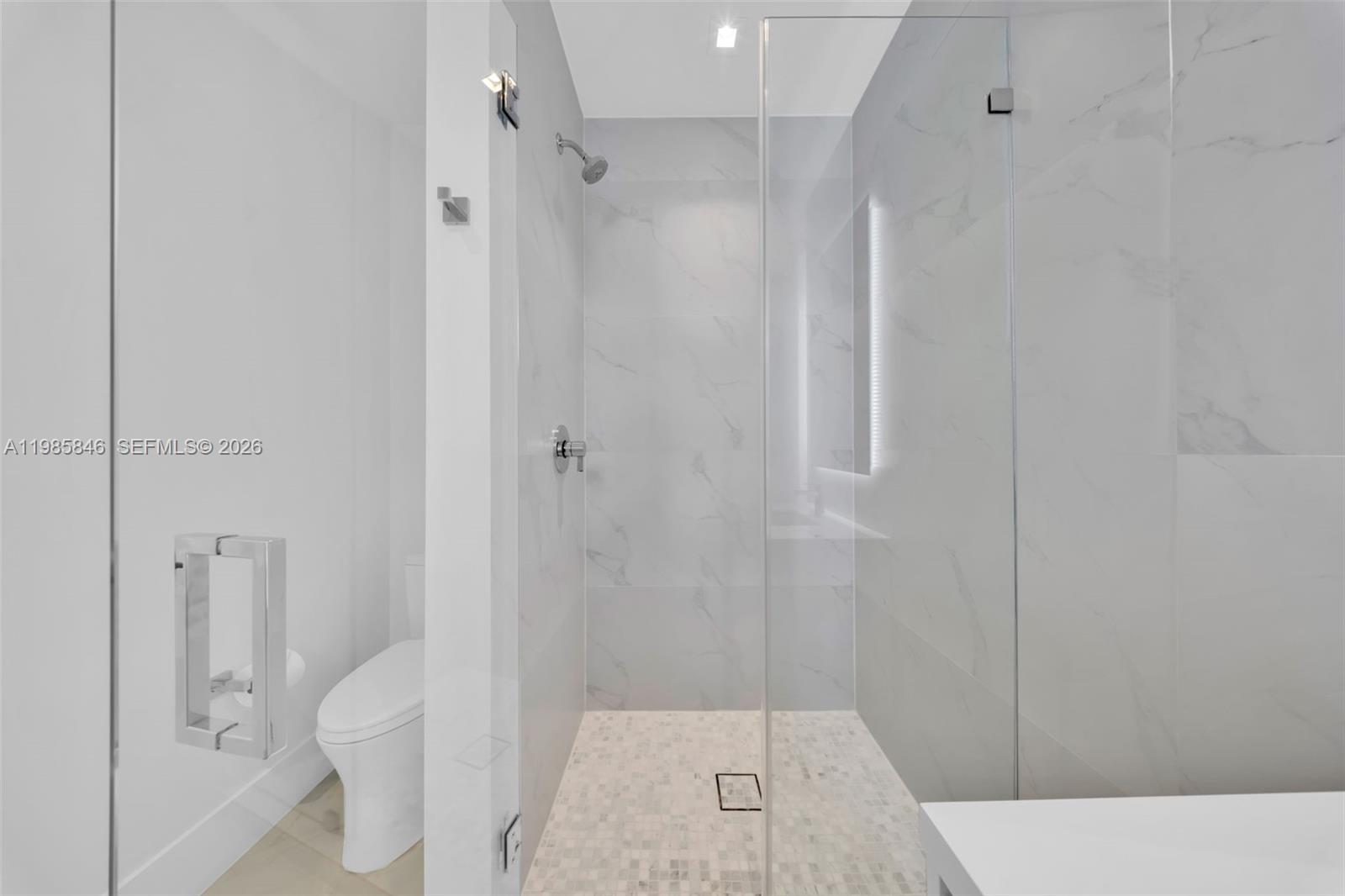 CORAL GABLES COUNTRY CLUB - Residential Lease