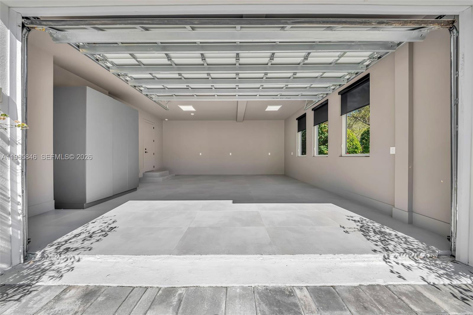 CORAL GABLES COUNTRY CLUB - Residential Lease