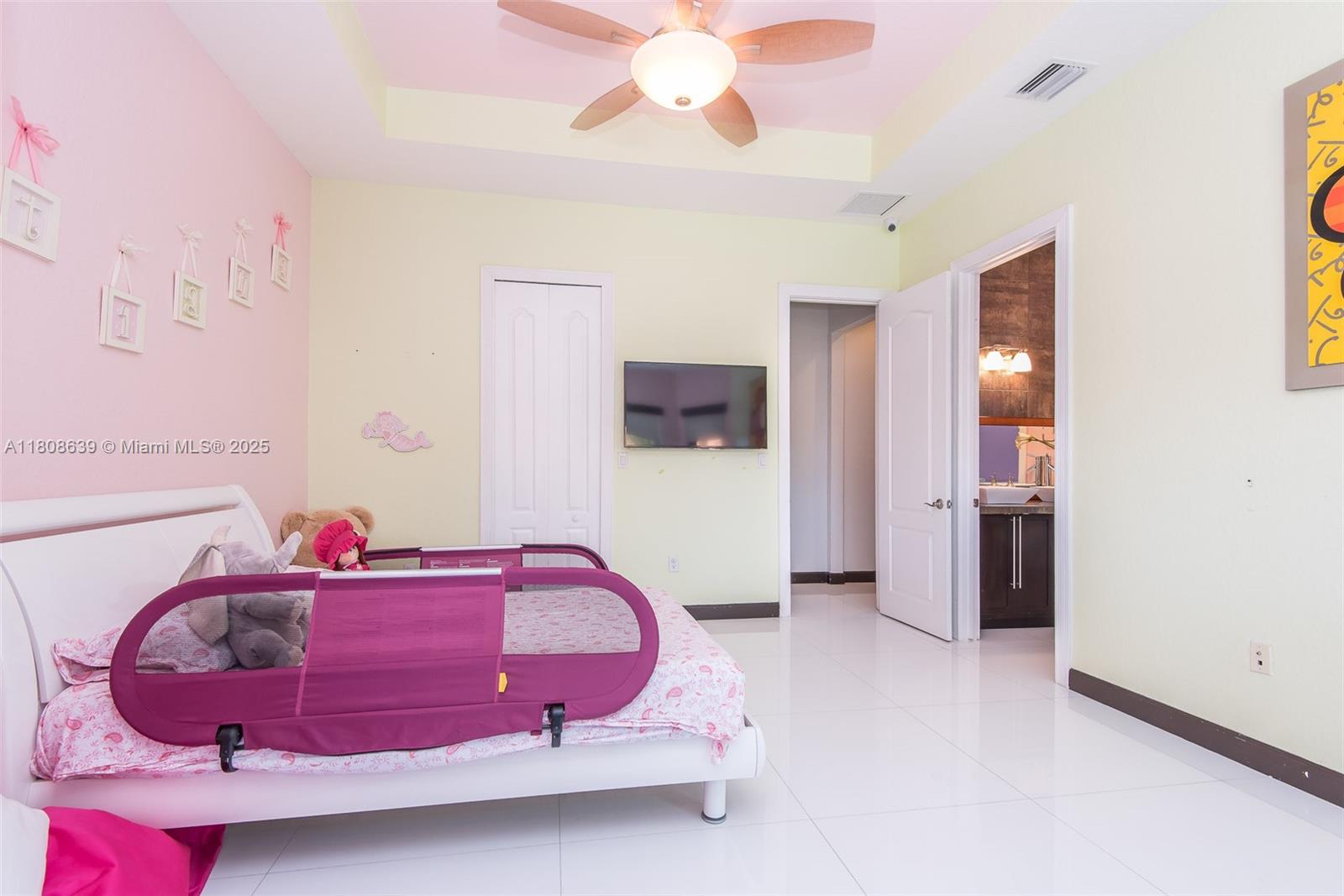 CUTLER CAY - Residential