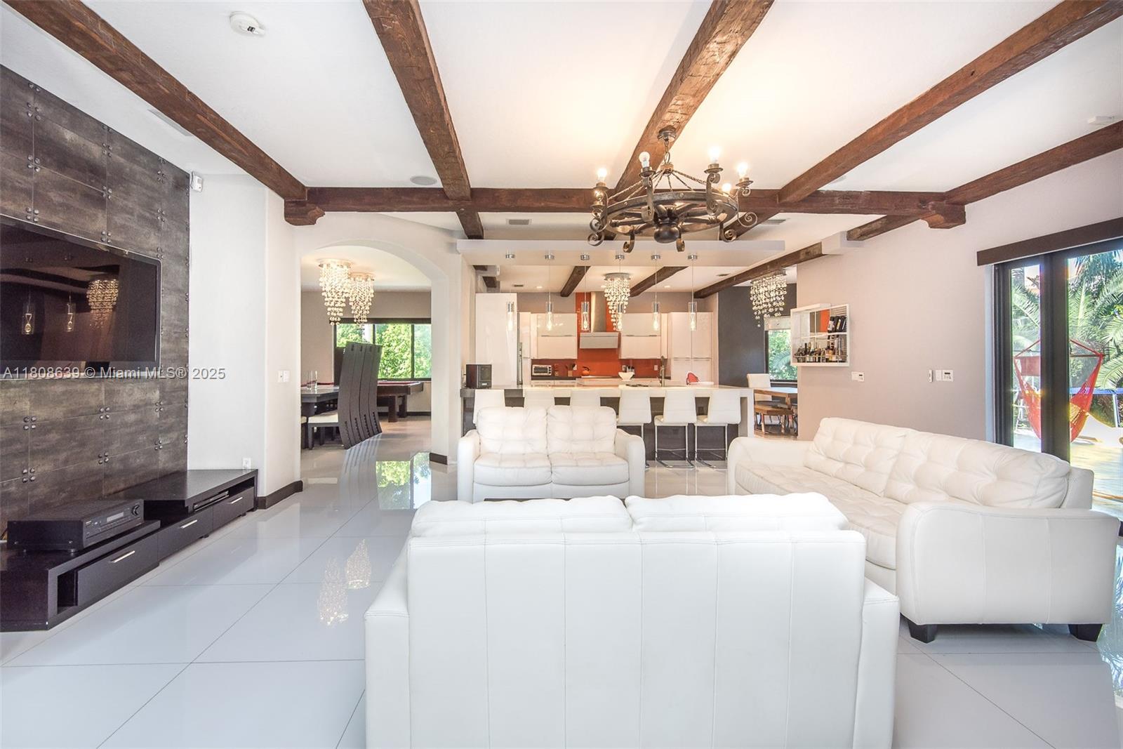 CUTLER CAY - Residential