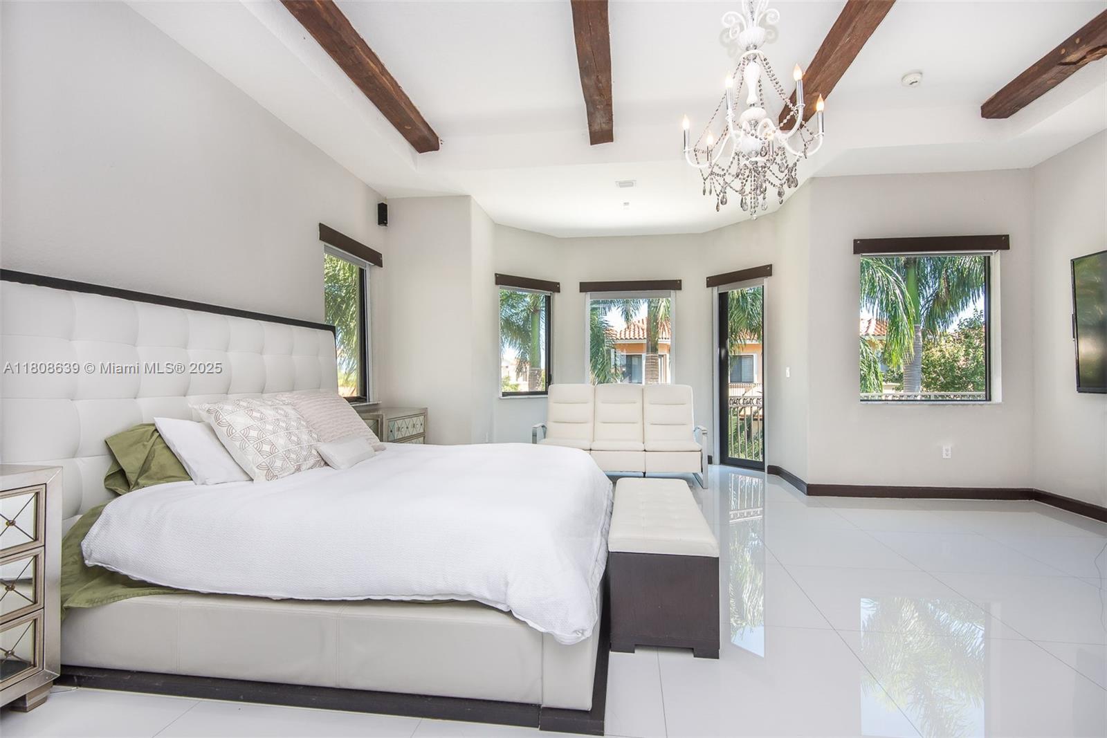 CUTLER CAY - Residential