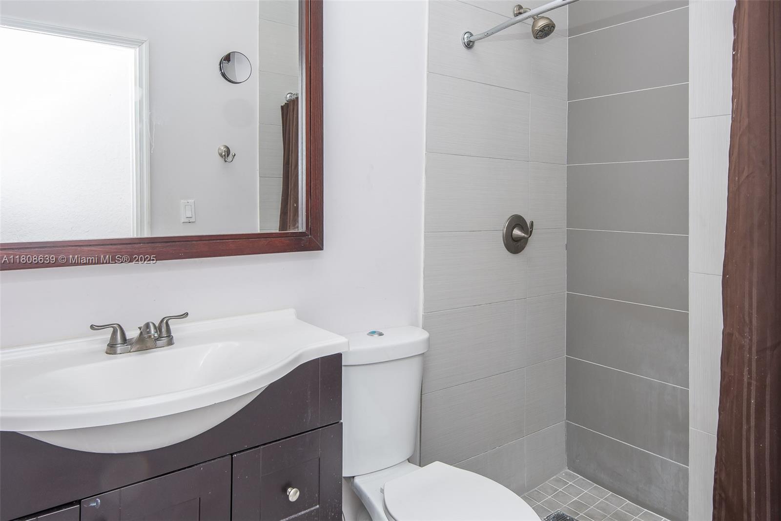 CUTLER CAY - Residential