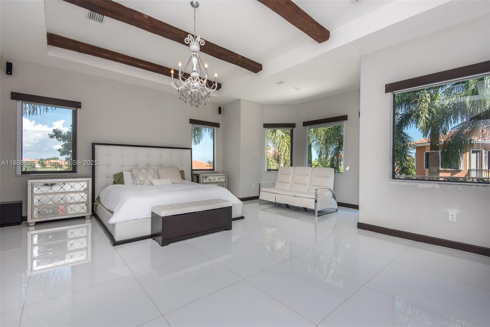 CUTLER CAY - Residential