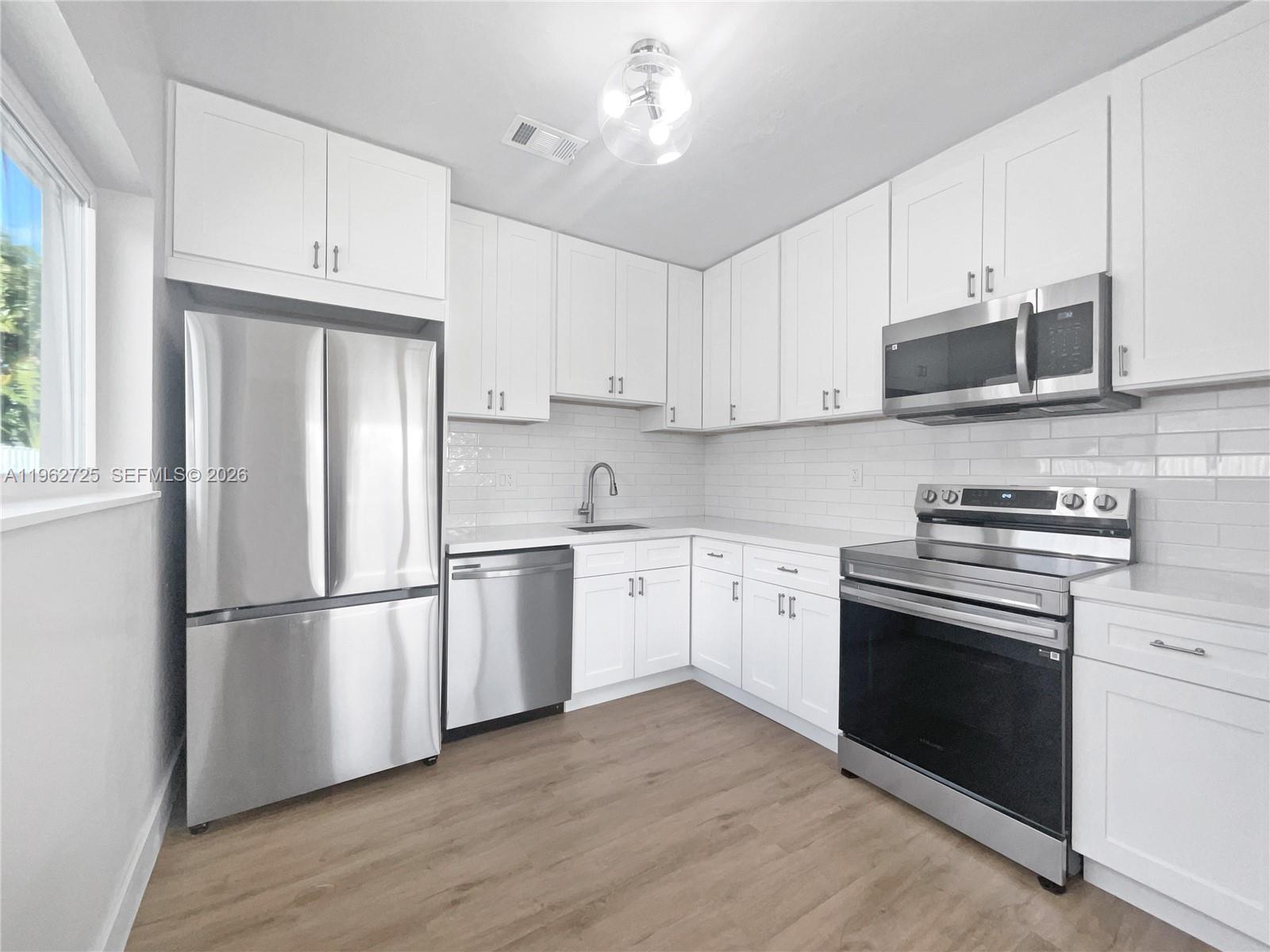 MOOREA HEIGHTS REPLAT - Residential