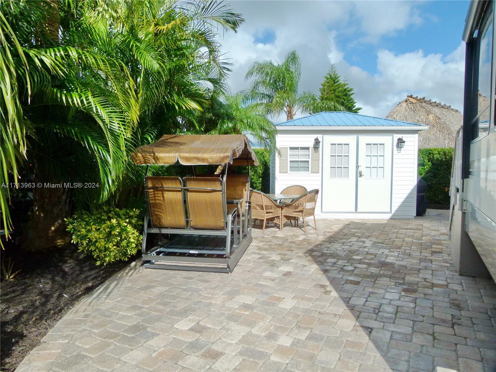 Silver Palms RV Resort - Land