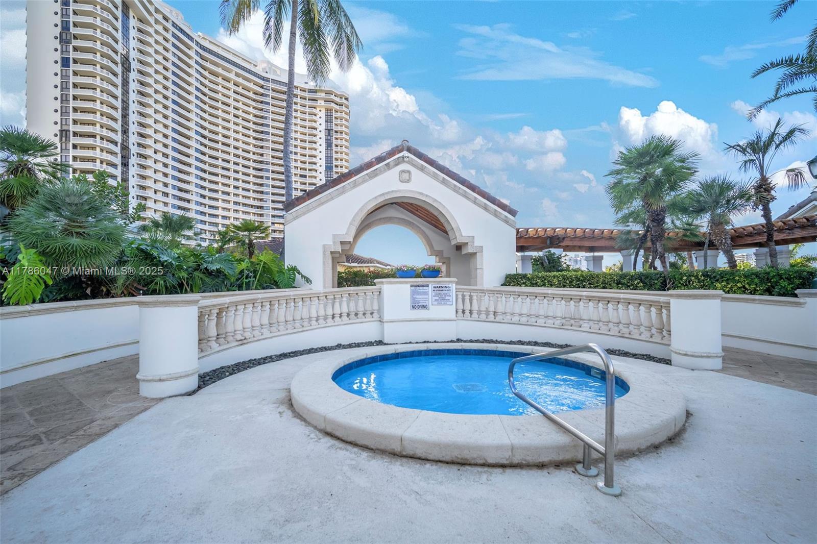 2000 ISL BLVD WILLIAMS IS - Residential