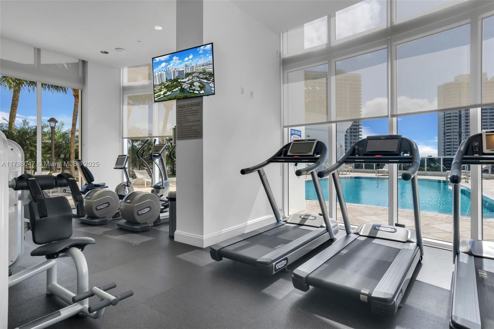 2000 ISL BLVD WILLIAMS IS - Residential