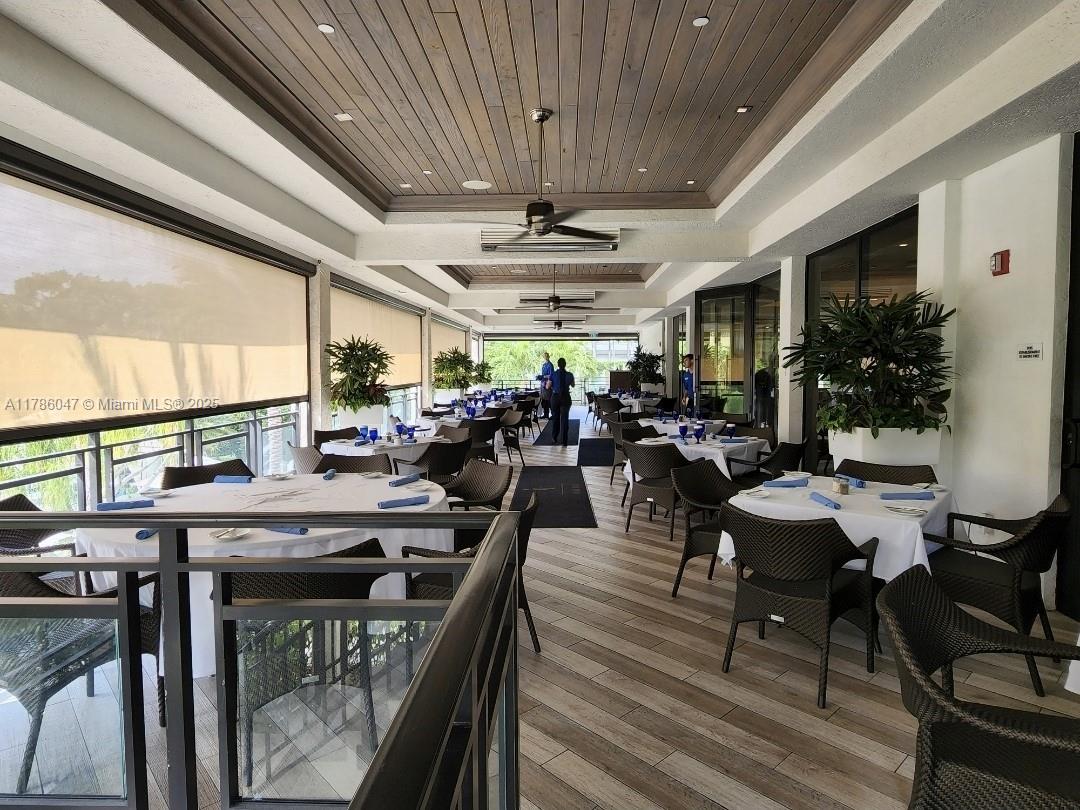 2000 ISL BLVD WILLIAMS IS - Residential