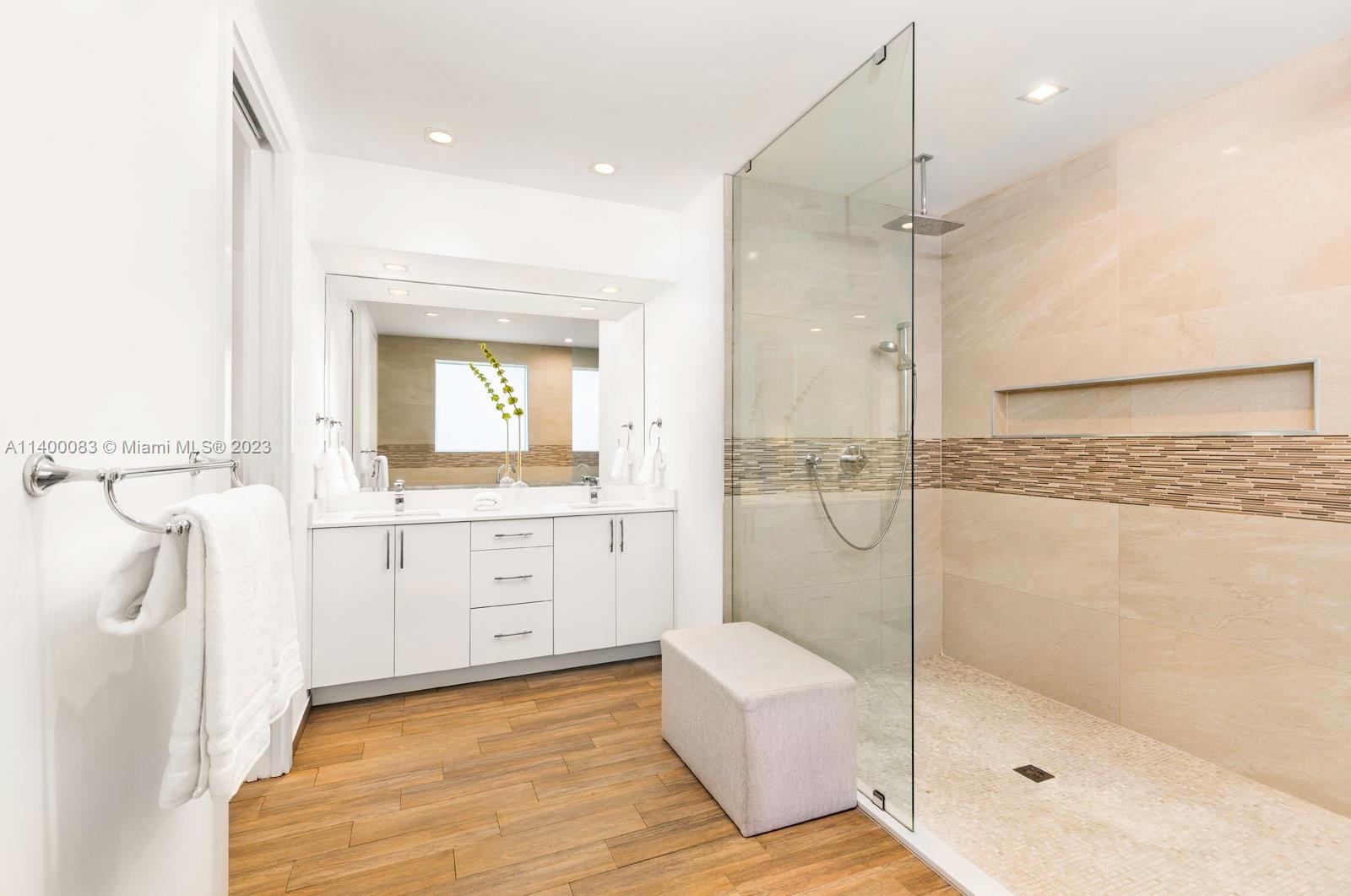 BISCAYNE REALTY COS SUB O - Residential