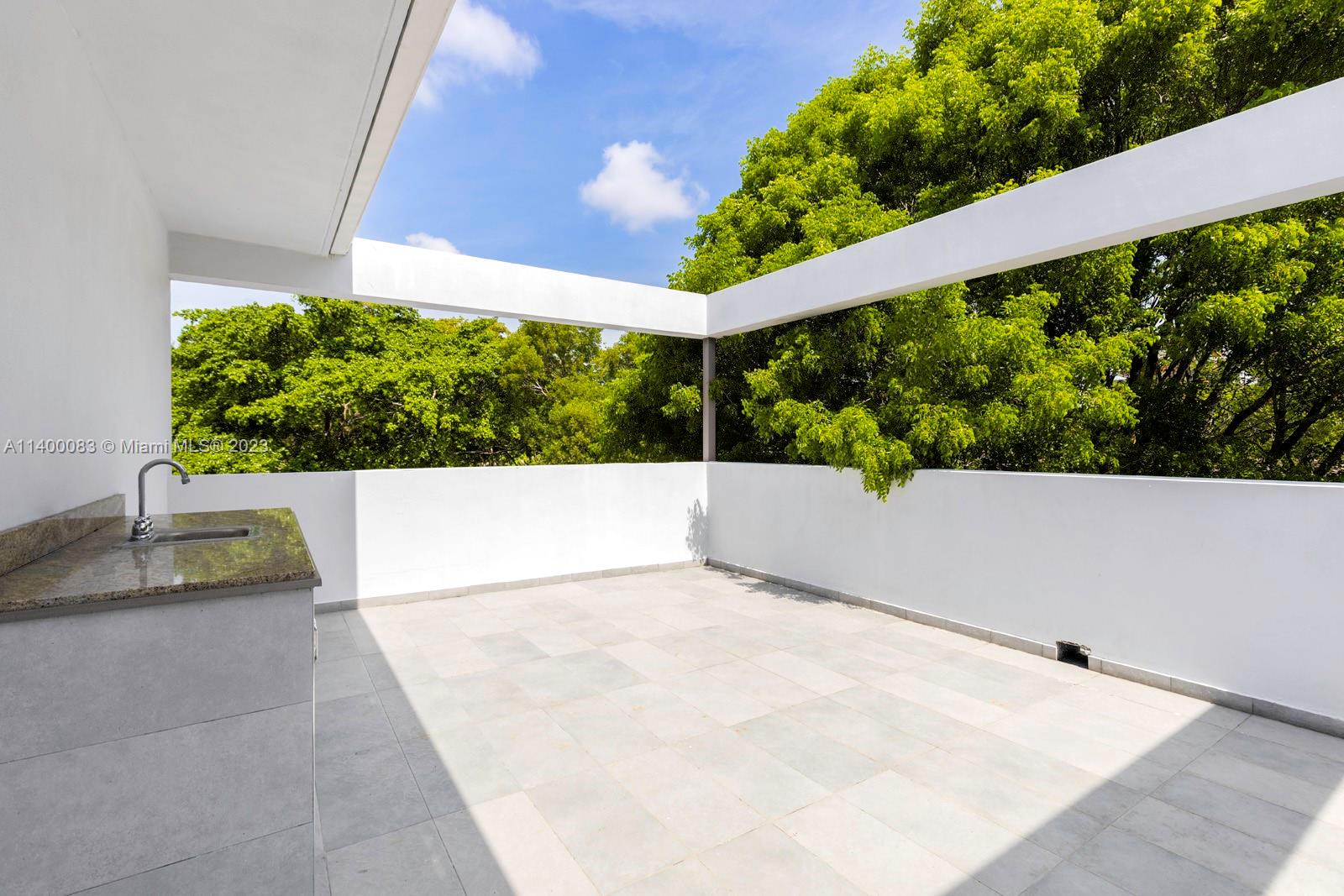 BISCAYNE REALTY COS SUB O - Residential