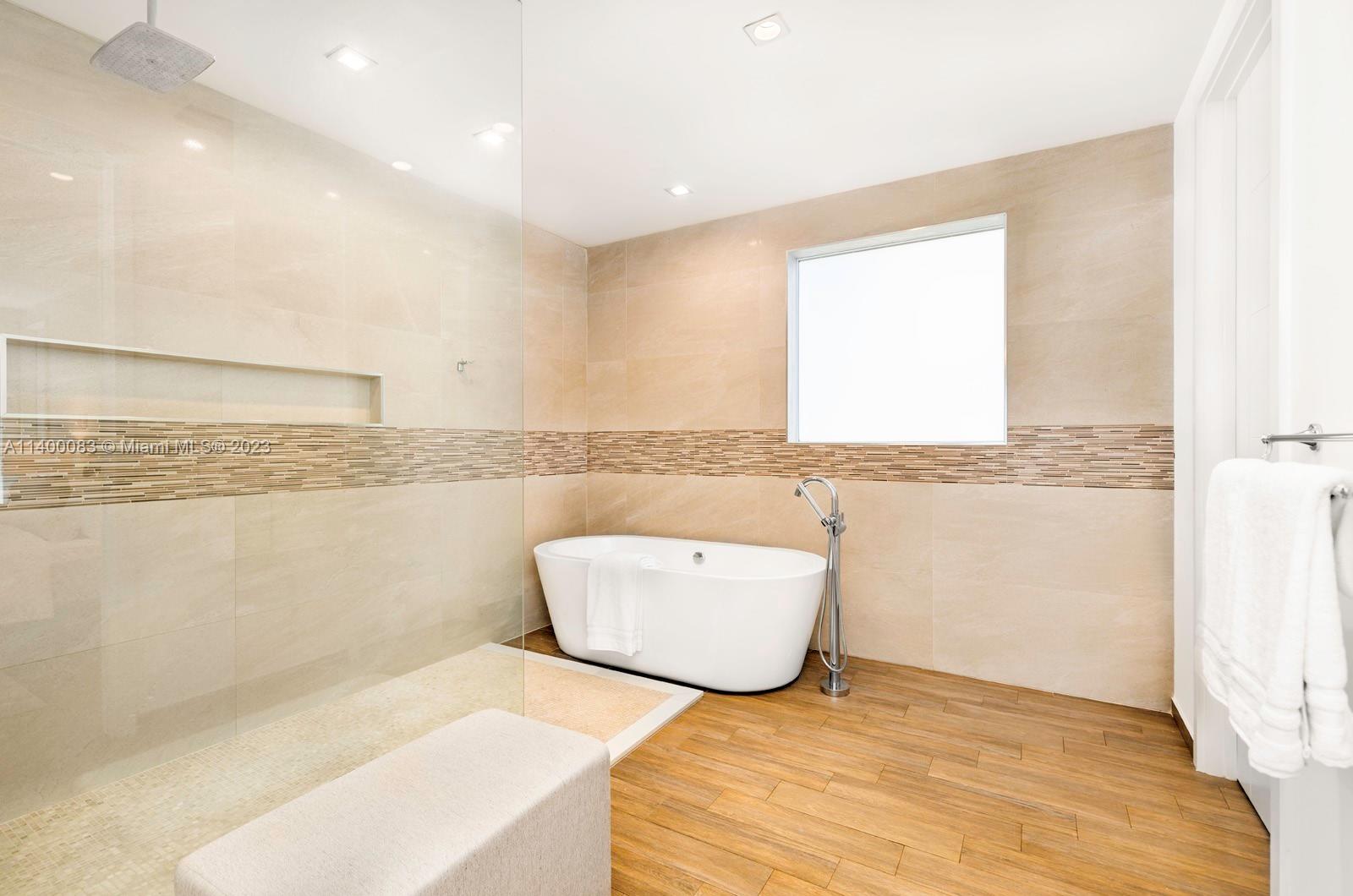 BISCAYNE REALTY COS SUB O - Residential