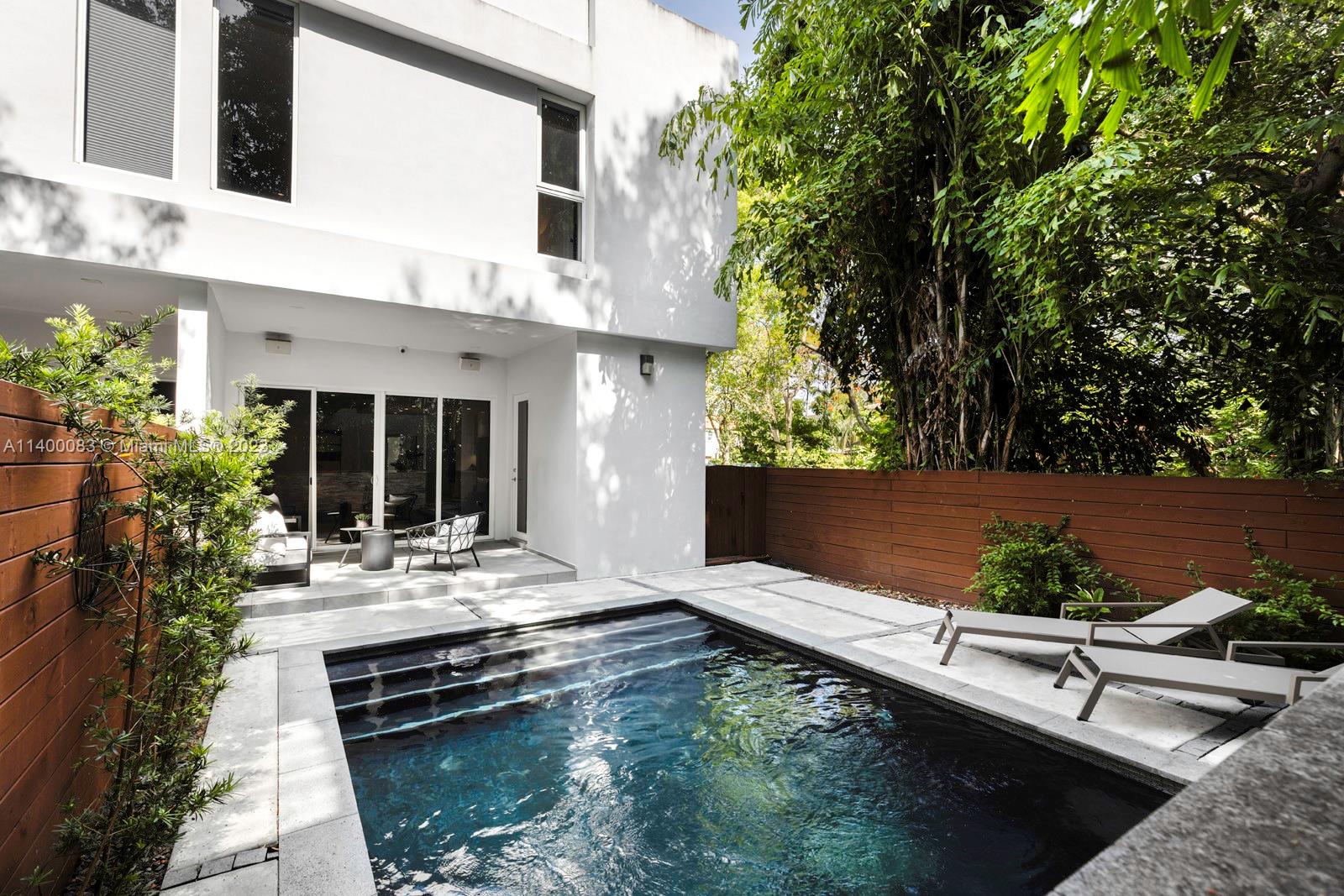 BISCAYNE REALTY COS SUB O - Residential