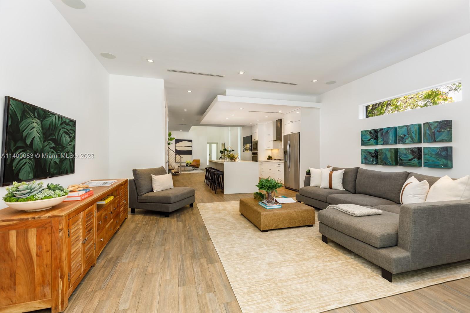 BISCAYNE REALTY COS SUB O - Residential