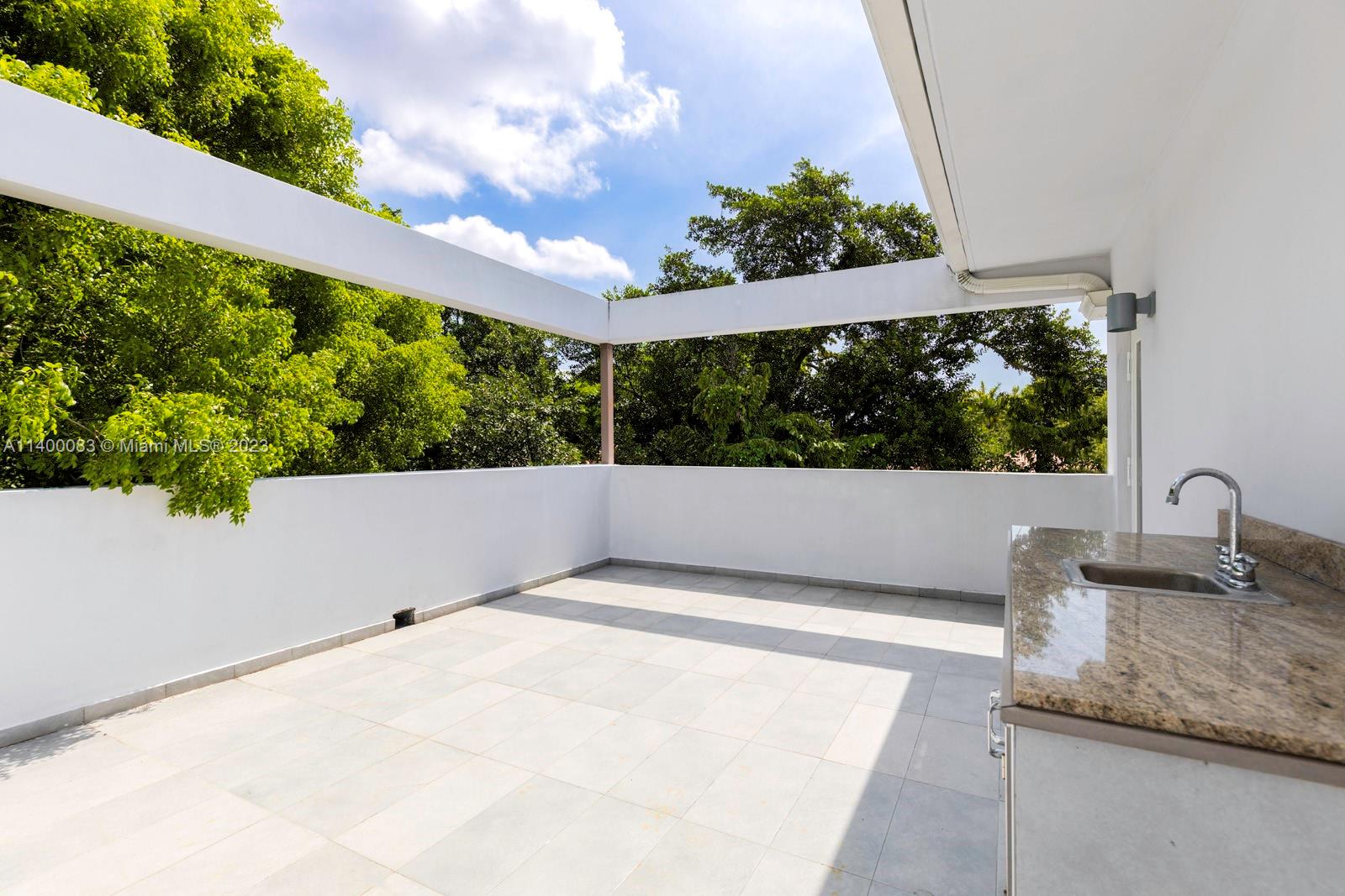 BISCAYNE REALTY COS SUB O - Residential