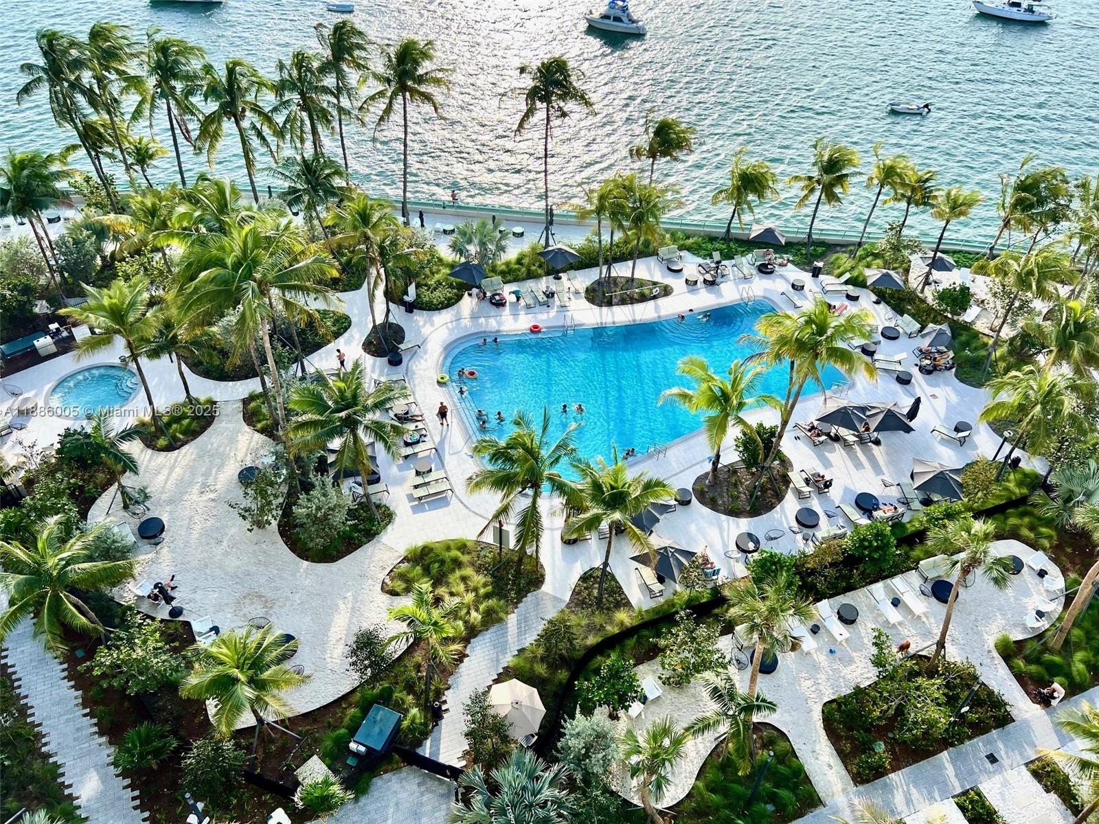 FLAMINGO SOUTH BEACH I CO - Residential